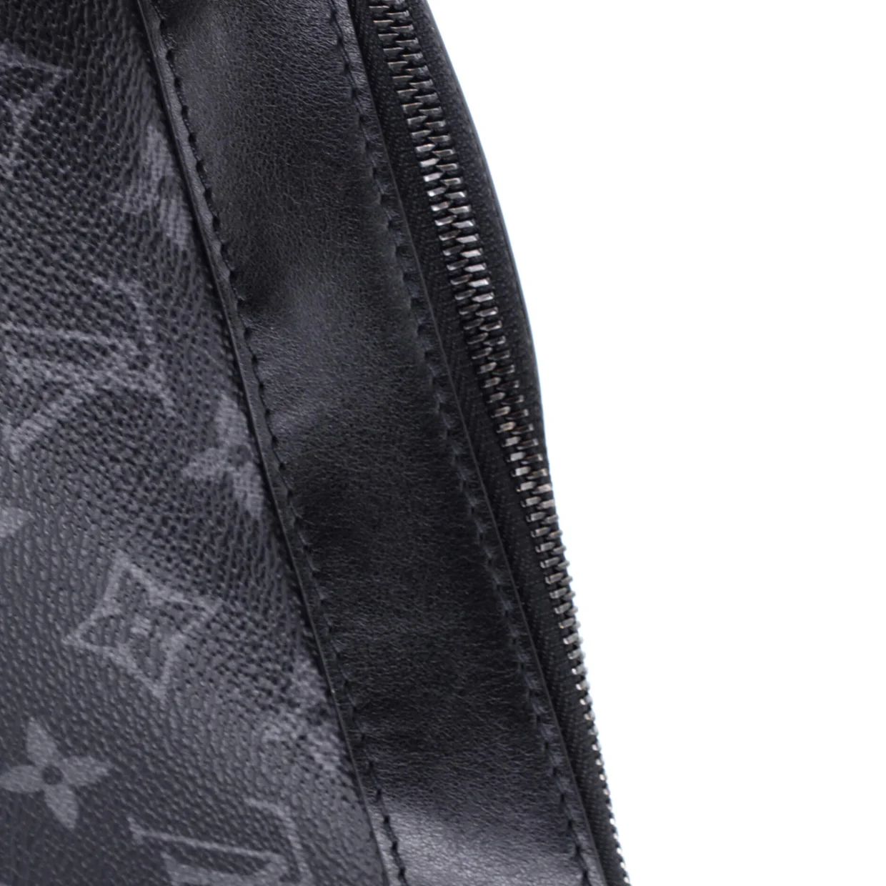 Pochette To-Go Monogram Eclipse Canvas MM - Deep Luxury