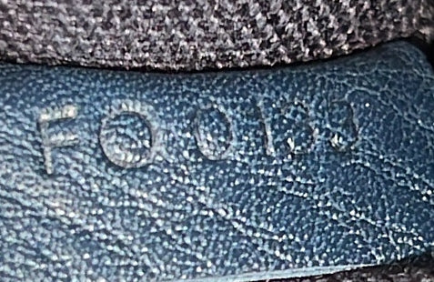 Buzzus Messenger Bag Damier - Deep Luxury