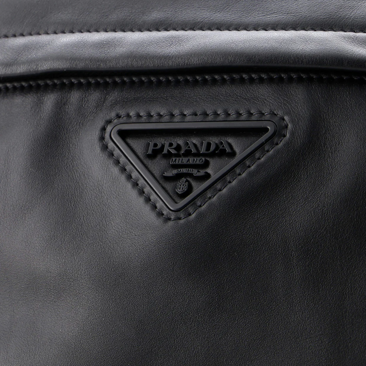 Re-Edition Zip Messenger Bag Leather Large - Deep Luxury
