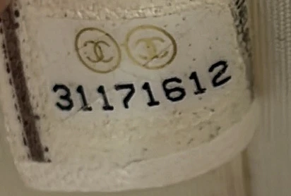 CC Round Vanity Case with Chain Quilted Lambskin Mini - Deep Luxury