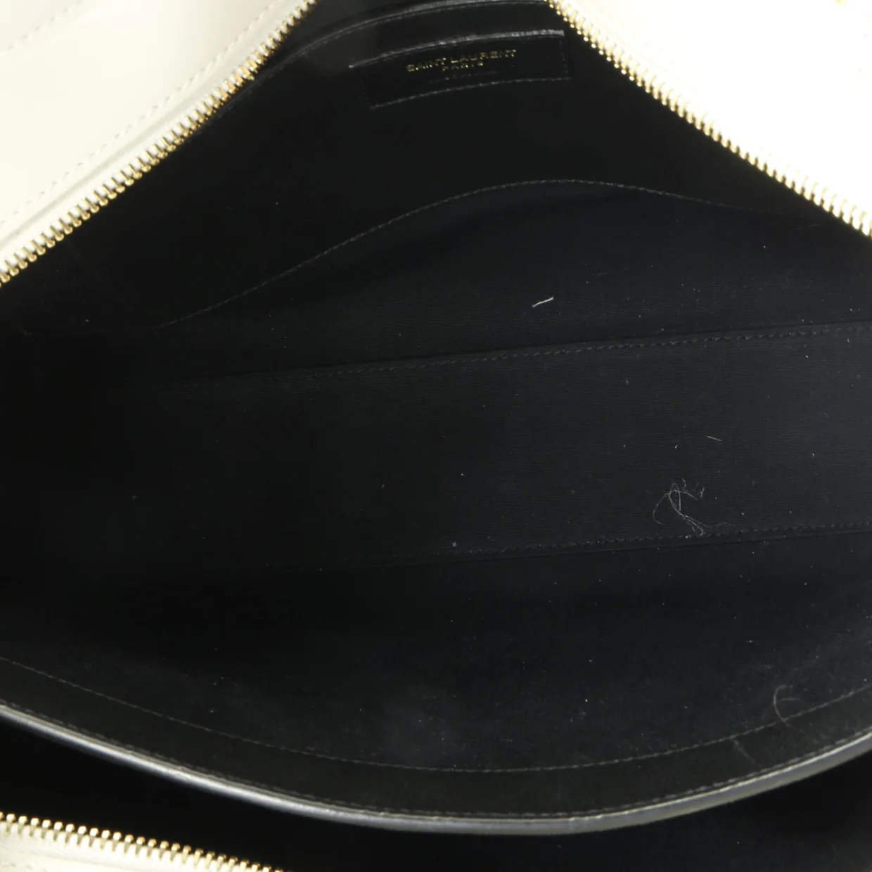 Uptown Tote Leather Medium - Deep Luxury