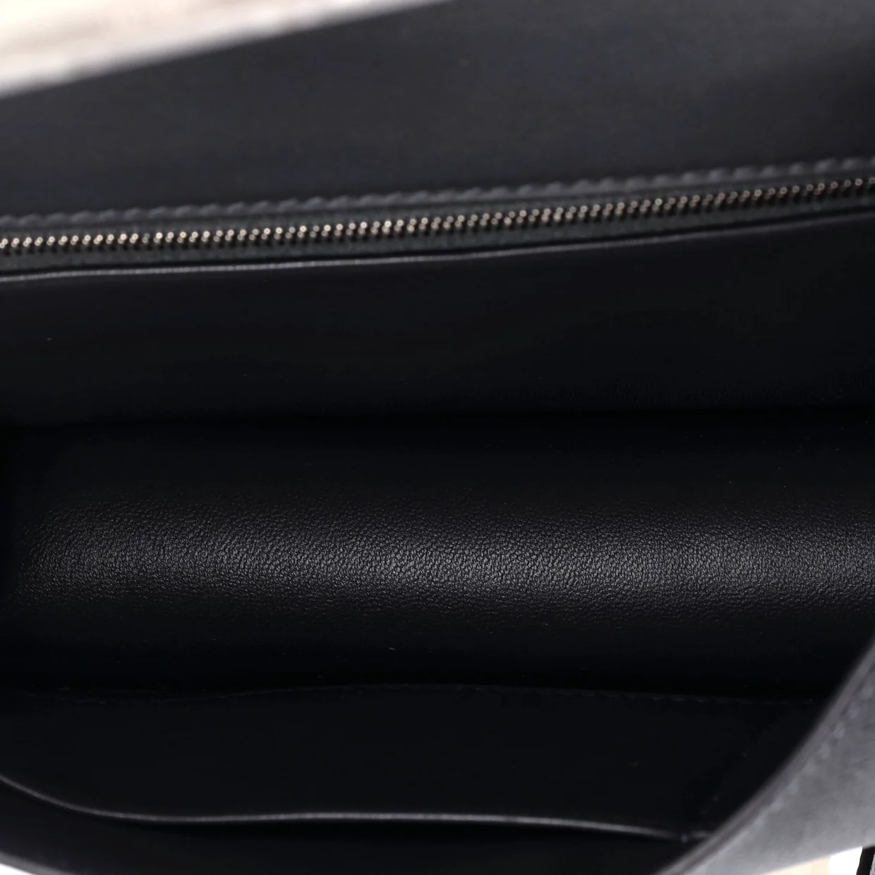 Constance NM Bag Epsom 24 - Deep Luxury
