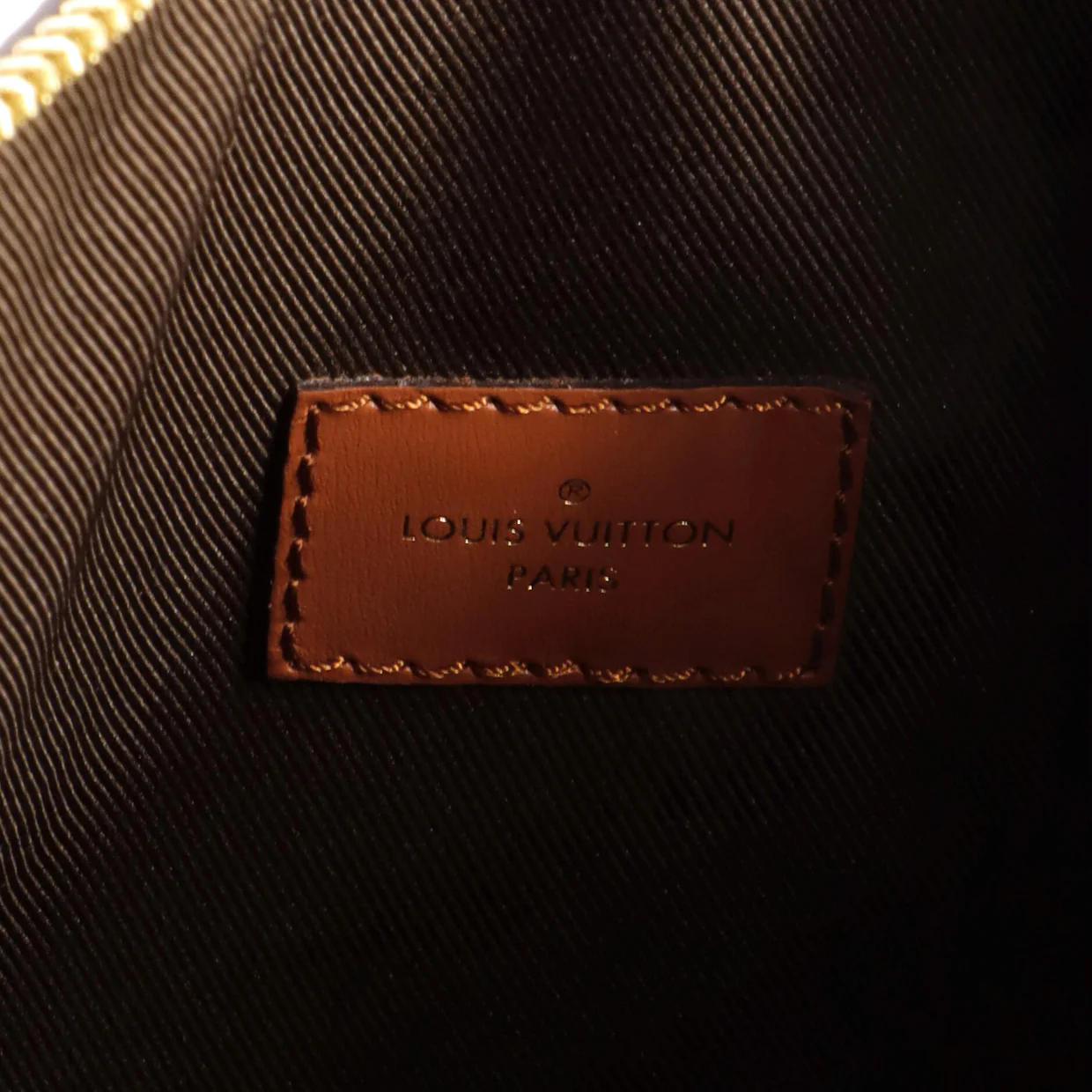 Loop Hobo Reverse Monogram Canvas - Deep Luxury