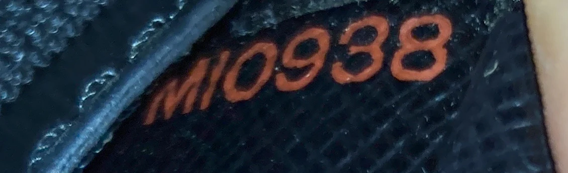 Sac Triangle Handbag Epi Leather - Deep Luxury