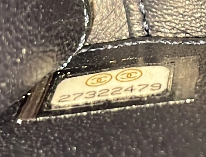 Filigree Vanity Case Quilted Caviar with Striped Leather Medium - Deep Luxury