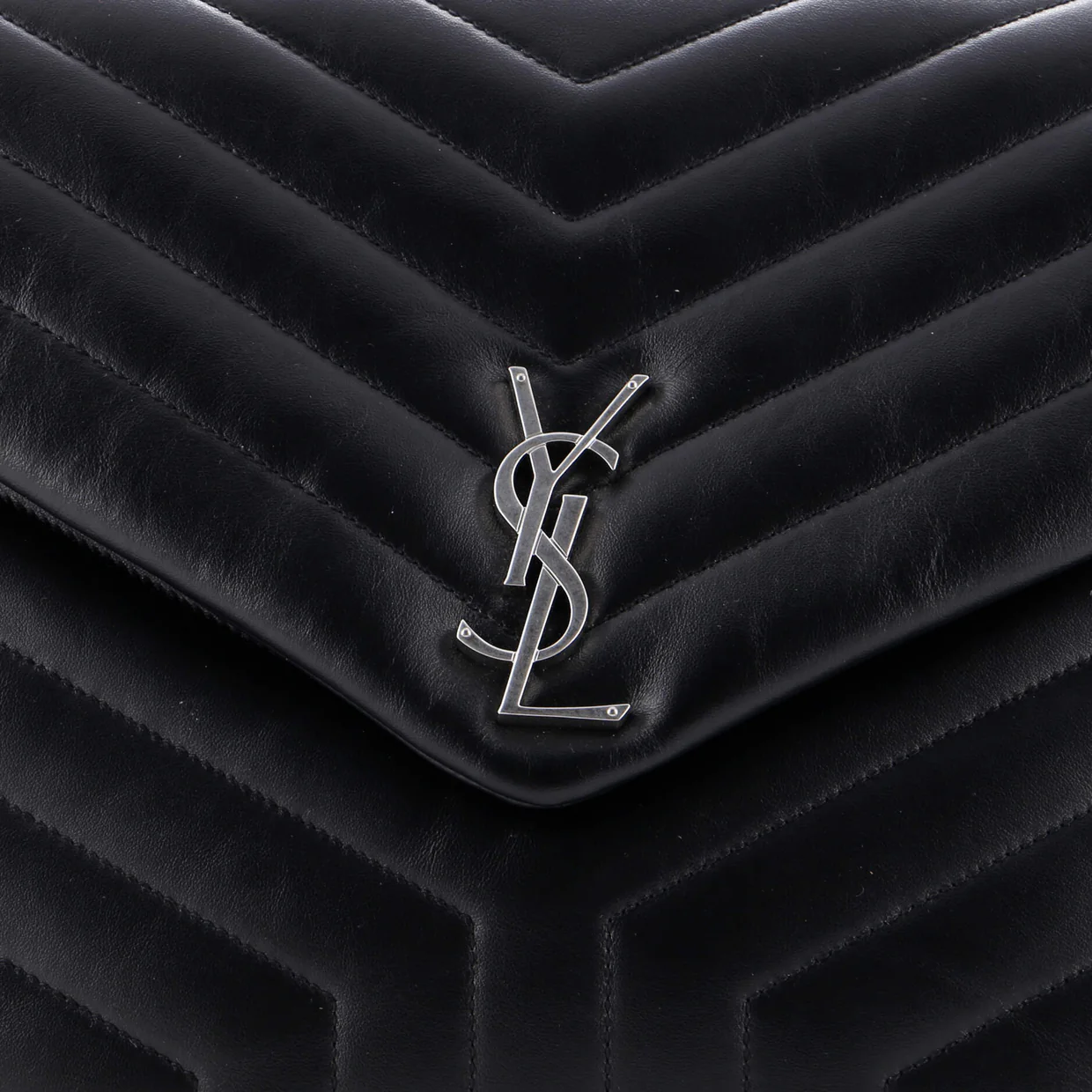 Loulou Shoulder Bag Matelasse Chevron Leather Large - Deep Luxury