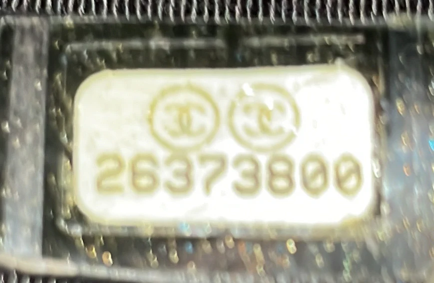 Boy O Case Clutch Quilted Caviar Medium - Deep Luxury