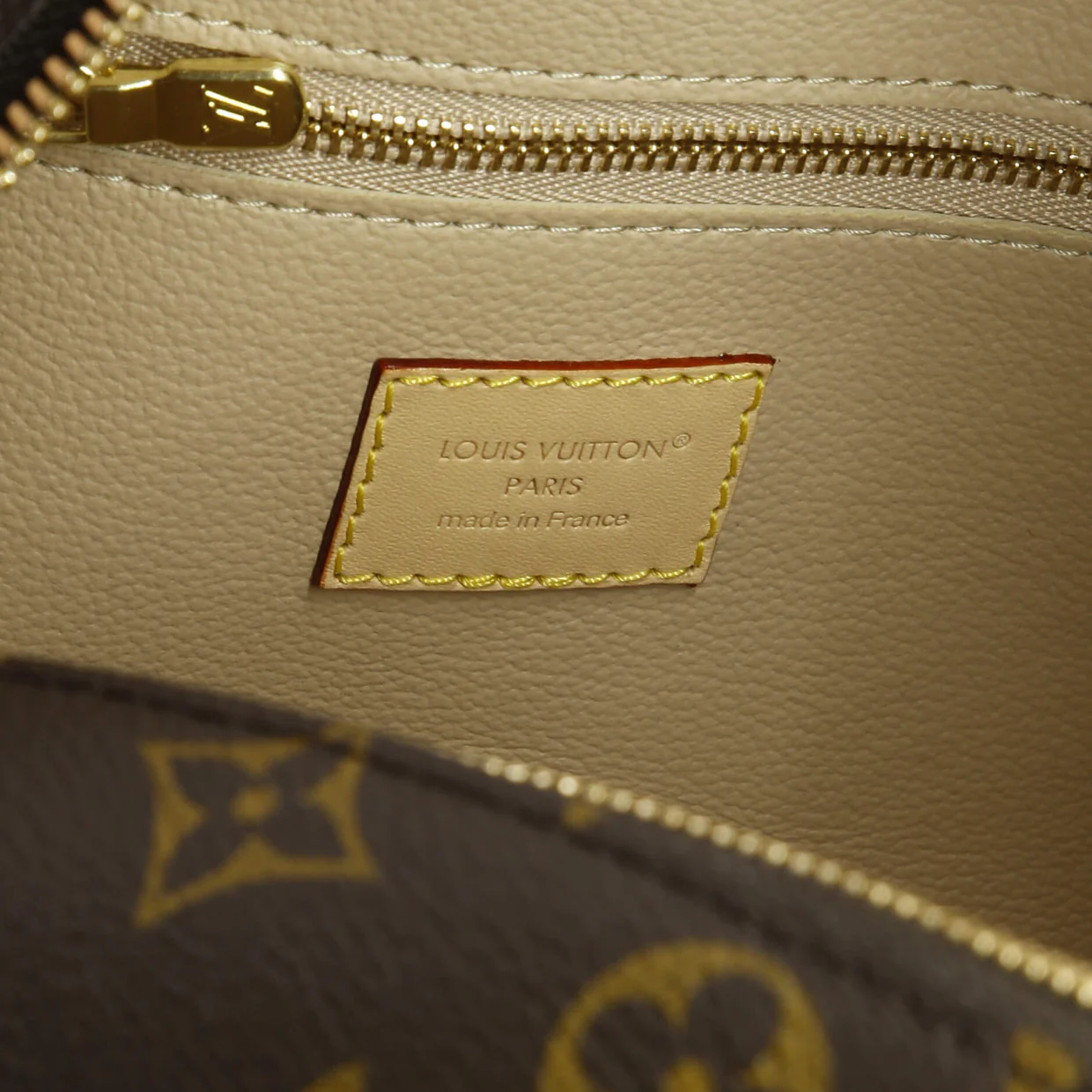 Cosmetic Pouch NM Monogram Canvas GM - Deep Luxury