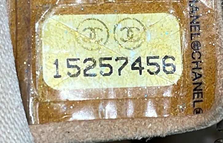 Petite Timeless Tote Quilted Caviar - Deep Luxury