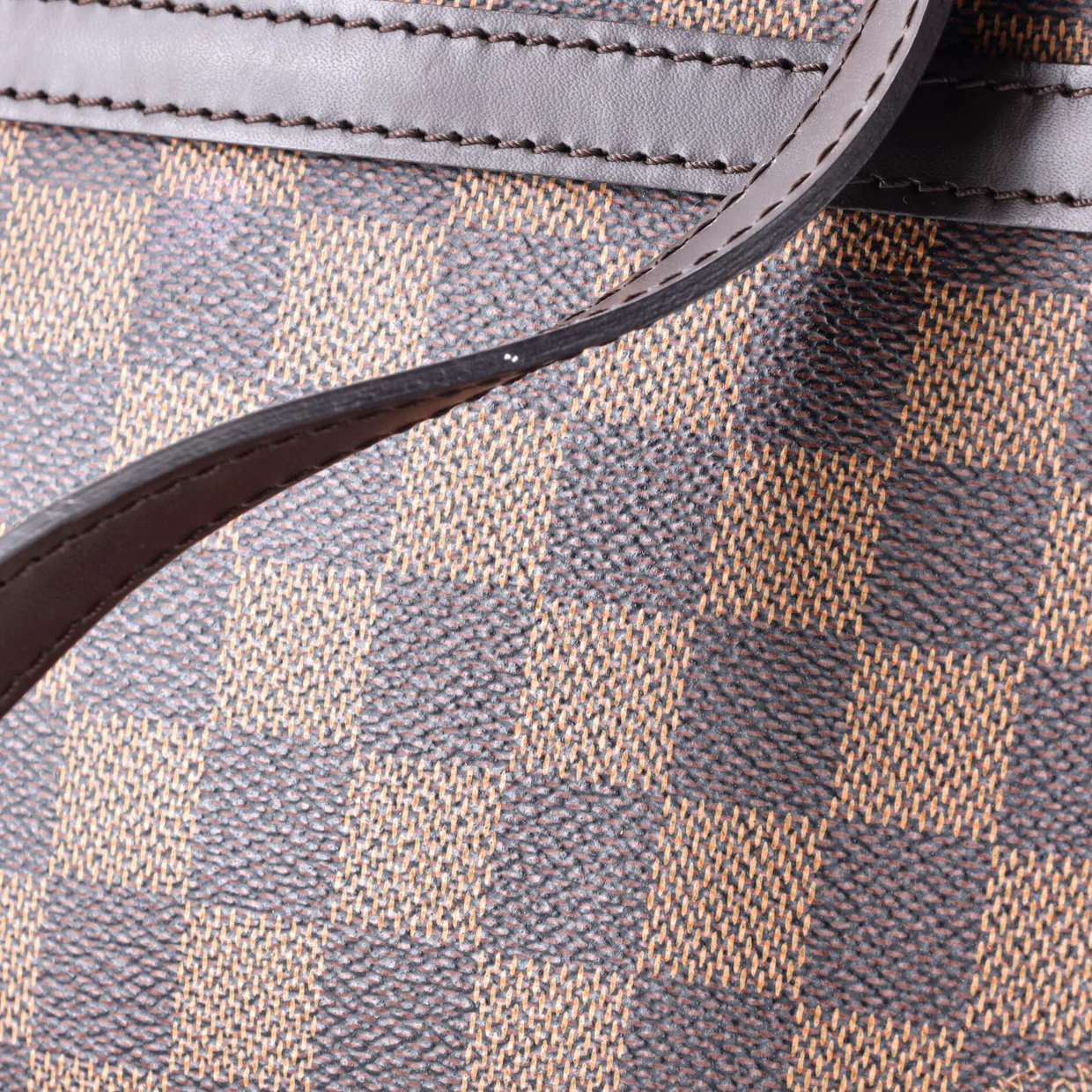 Venice Shoulder Bag Damier - Deep Luxury