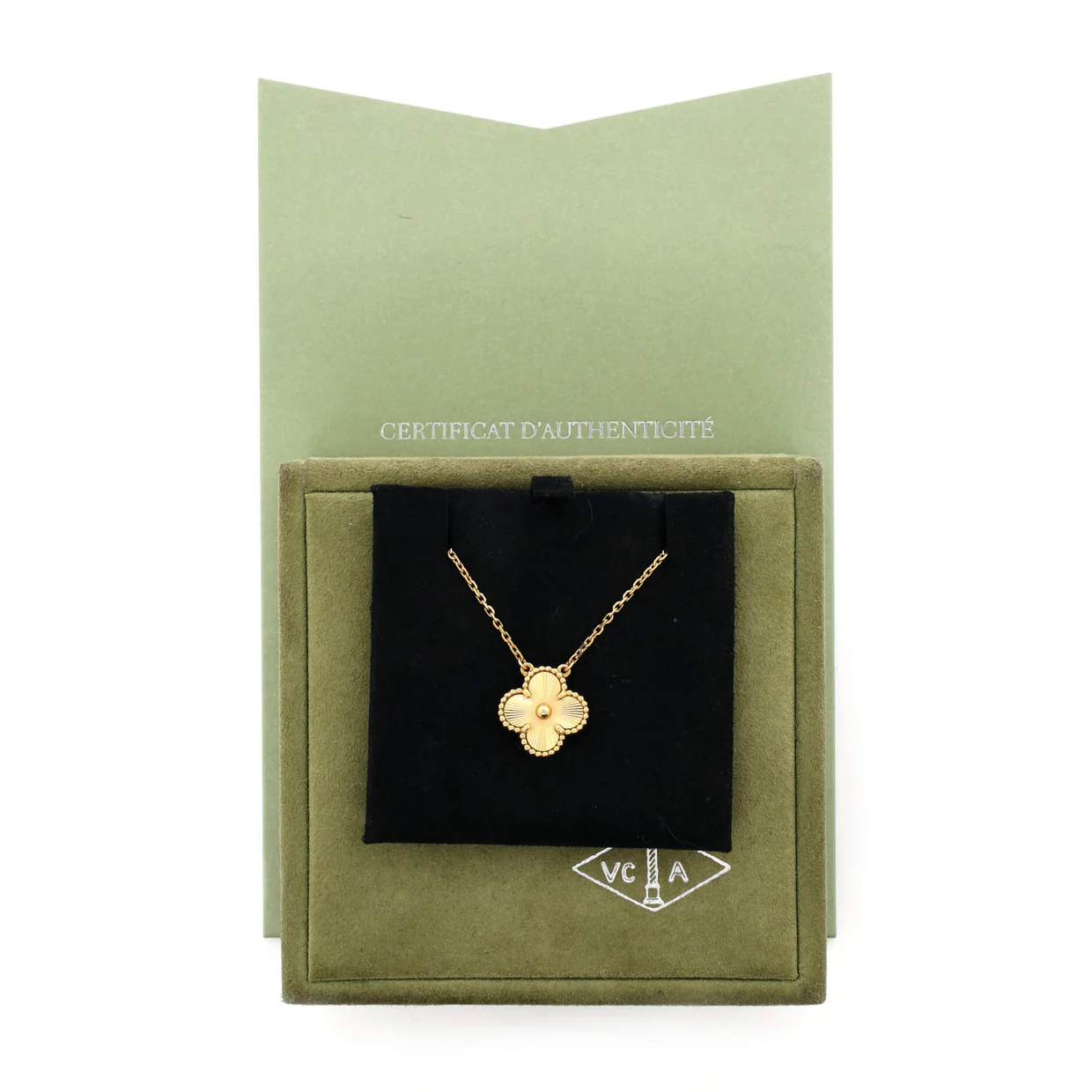 Vintage Alhambra Pendant Necklace Guilloche 18K Yellow Gold - Deep Luxury
