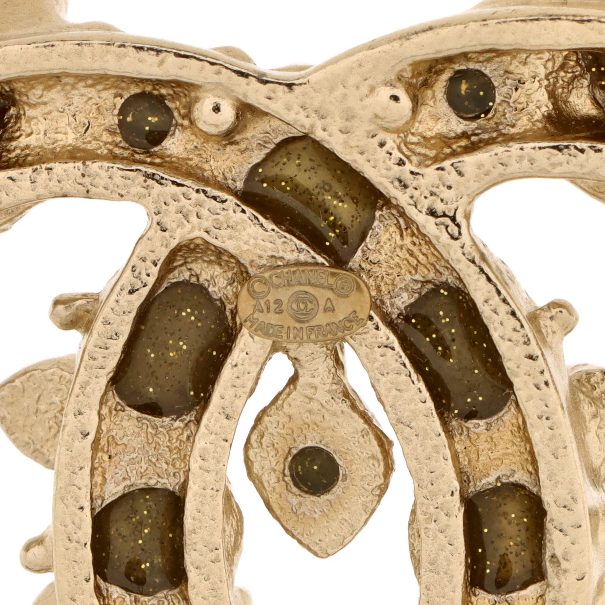 CC Brooch Metal with Resin - Deep Luxury