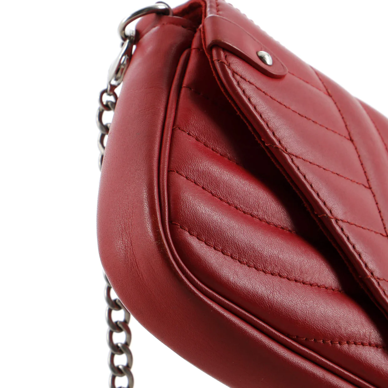 New Wave Chain Pochette Quilted Leather - Deep Luxury