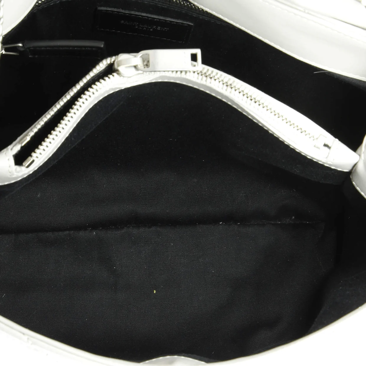 Loulou Shoulder Bag Matelasse Chevron Leather Medium - Deep Luxury