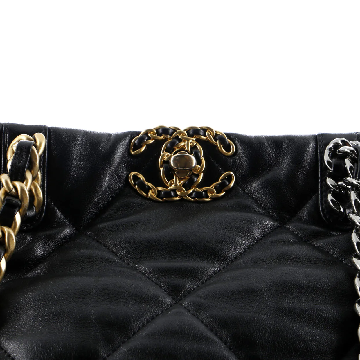 19 Shopping Bag Quilted Leather Medium - Deep Luxury