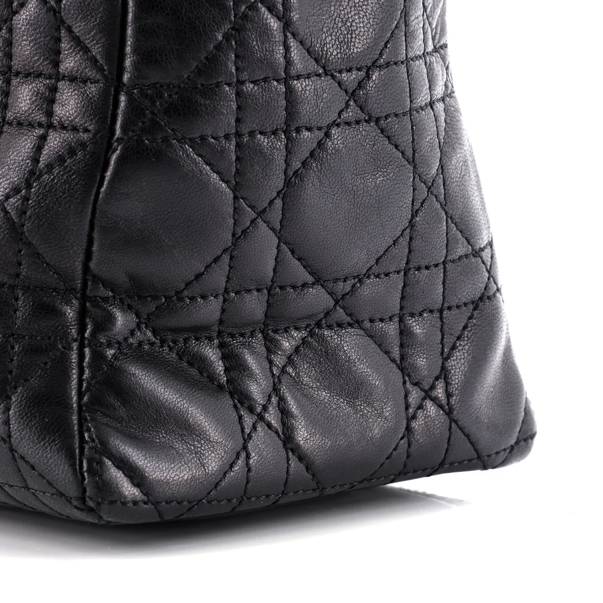 Lady Dior Bag Cannage Quilt Lambskin Medium - Deep Luxury