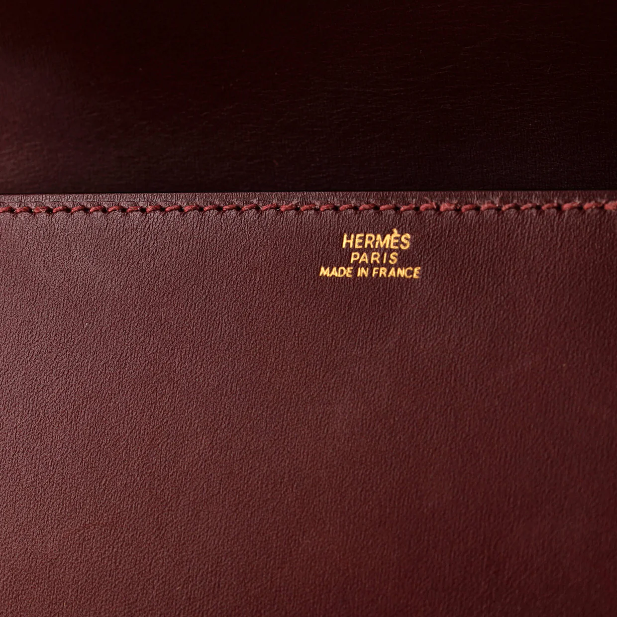Medor Clutch Tadelakt 23 - Deep Luxury