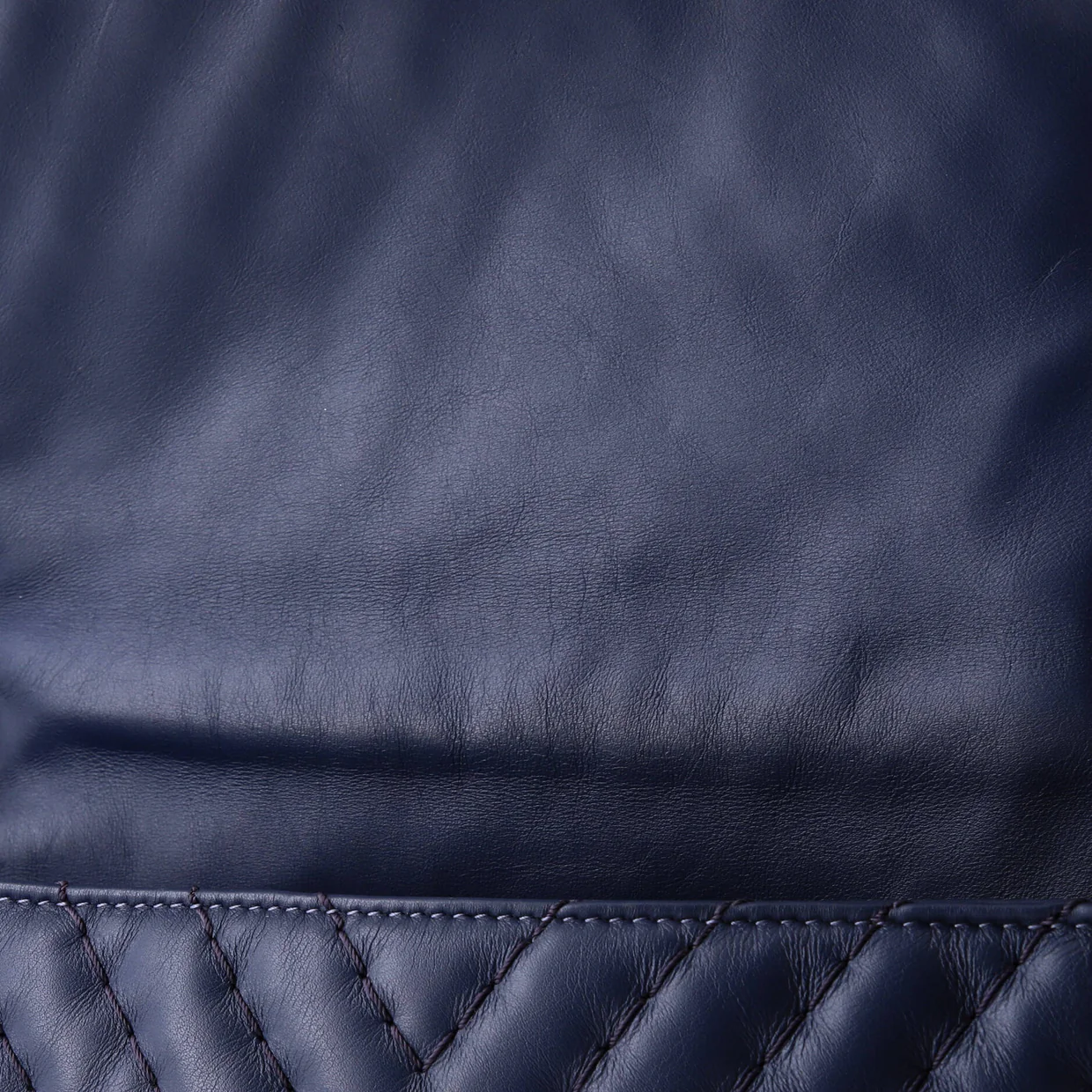 Medallion Charm Flap Bag Chevron Calfskin Jumbo - Deep Luxury