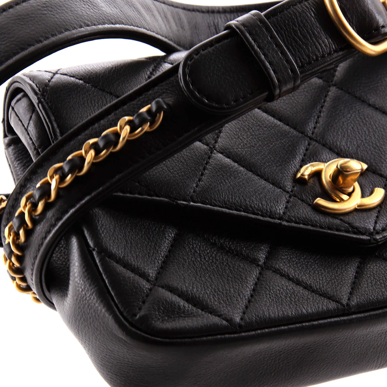 Chain Envelope Belt Bag Quilted Calfskin - Deep Luxury