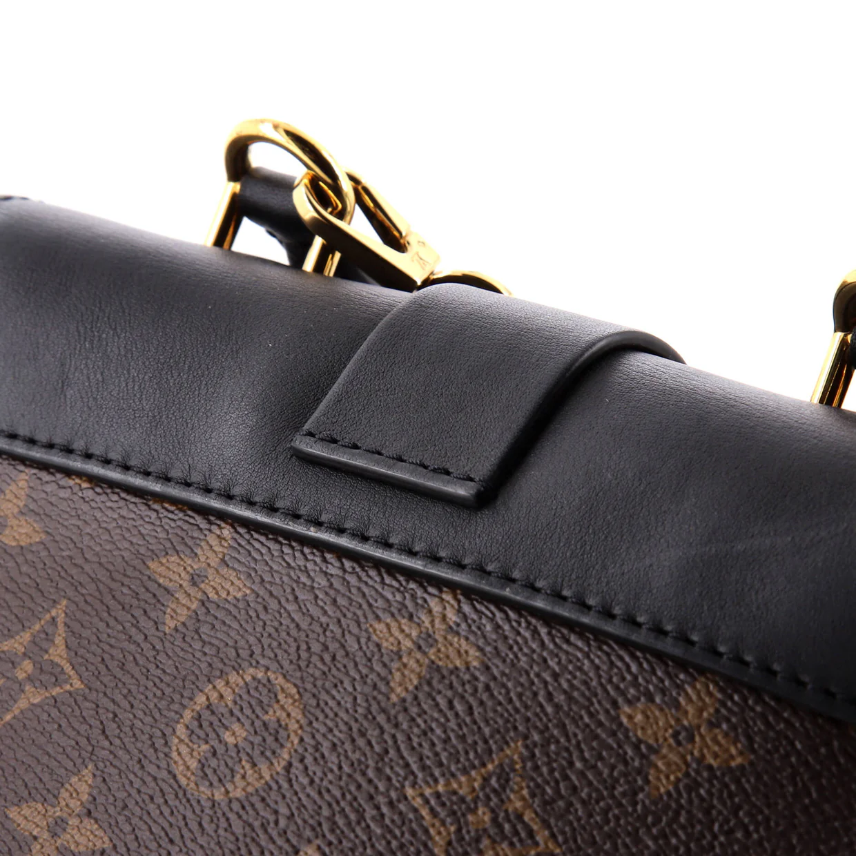 Locky Handbag Monogram Canvas with Leather BB - Deep Luxury