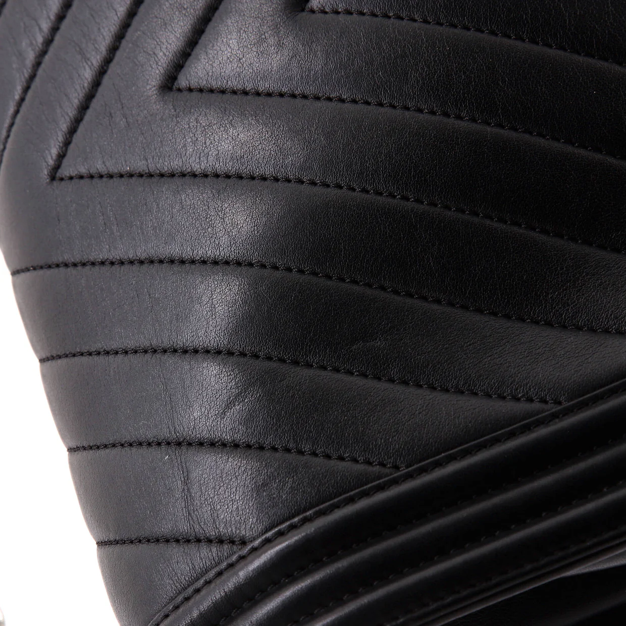 Boy Flap Bag Chevron Calfskin New Medium - Deep Luxury