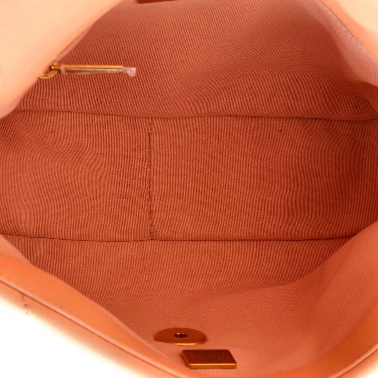 19 Flap Bag Quilted Leather Medium - Deep Luxury