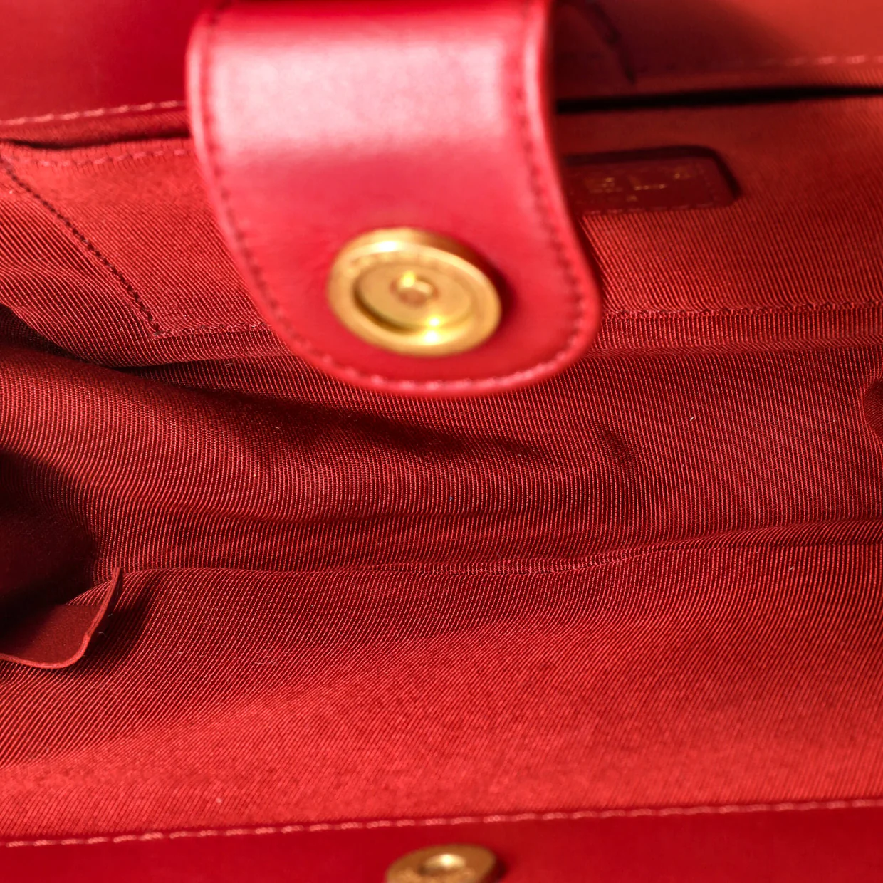 Once Upon a Time Chain CC Accordion Tote Quilted Calfskin Small - Deep Luxury