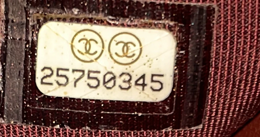 CC Compact Classic Flap Wallet Quilted Caviar - Deep Luxury