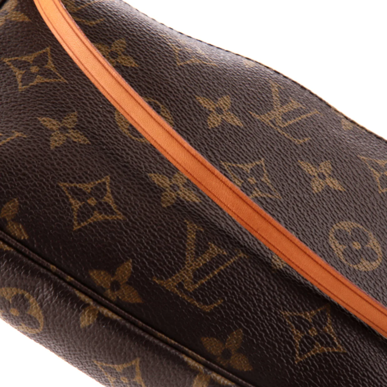 Pochette Accessoires Monogram Canvas - Deep Luxury