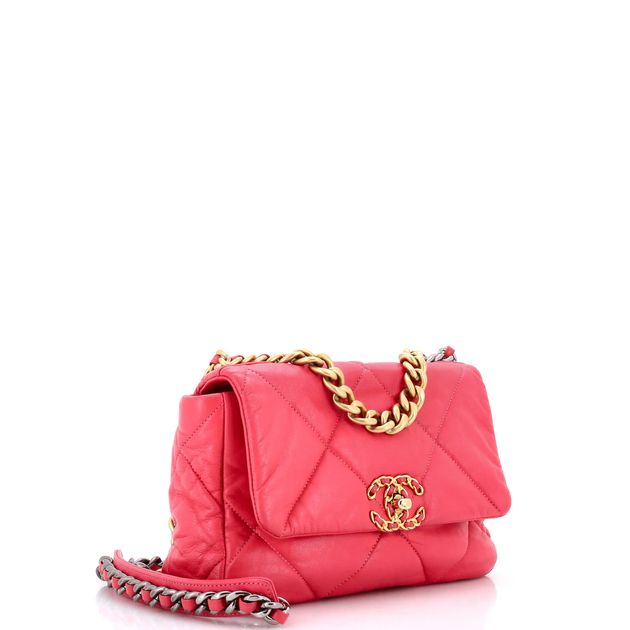 19 Flap Bag Quilted Leather Medium - Deep Luxury
