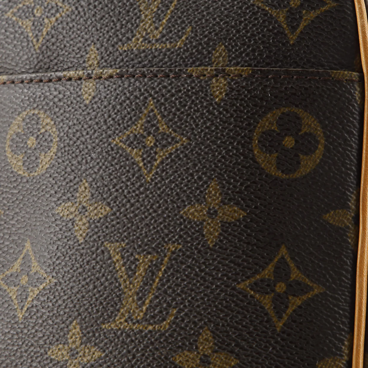Pochette Gange Monogram Canvas - Deep Luxury