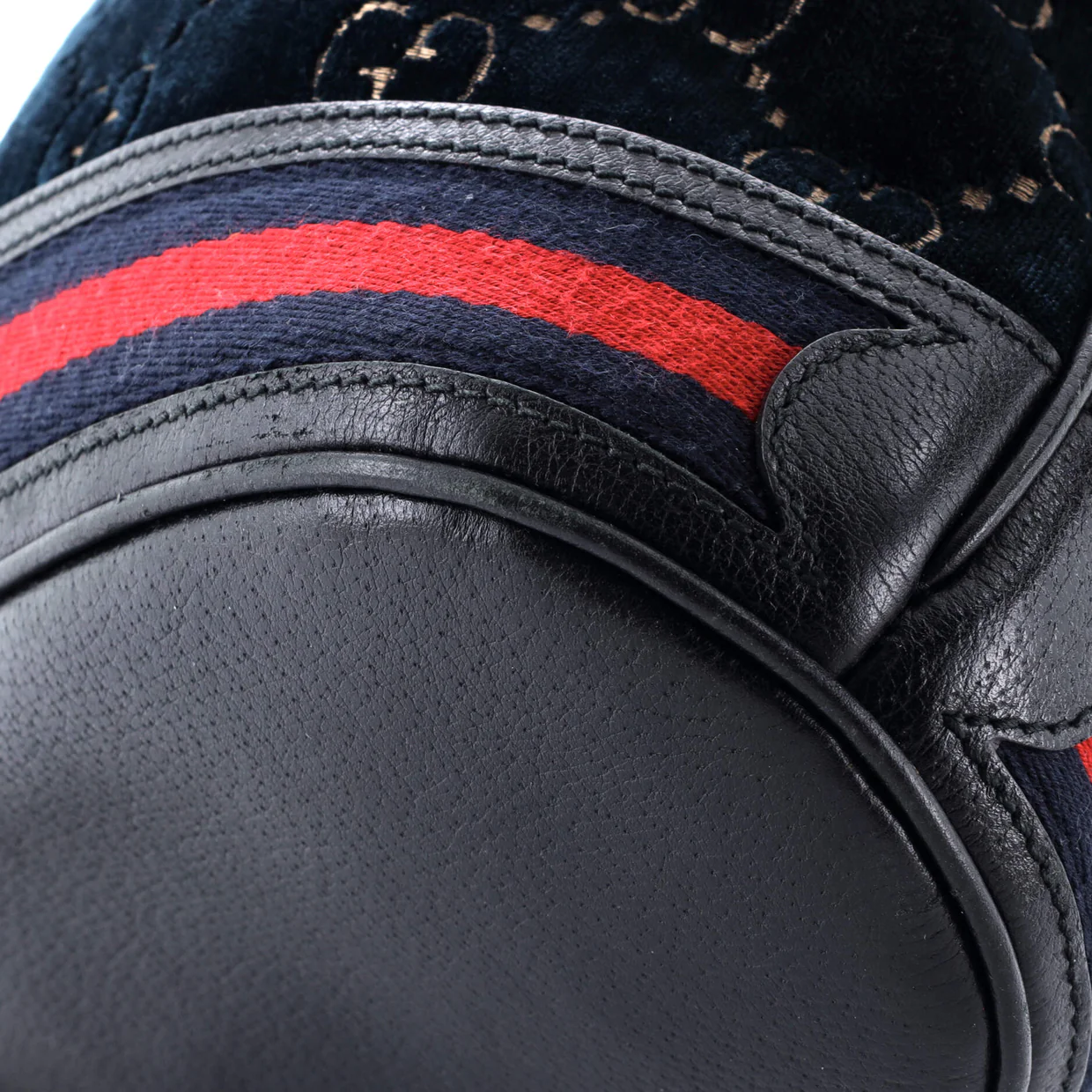 Bucket Bag GG Velvet Medium - Deep Luxury