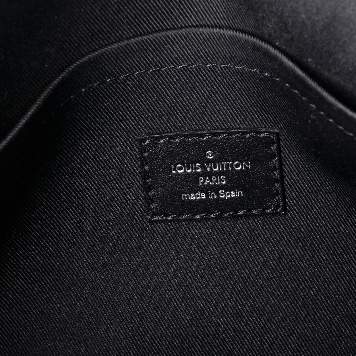 Studio Messenger Bag Limited Edition Damier Graphite 3D - Deep Luxury