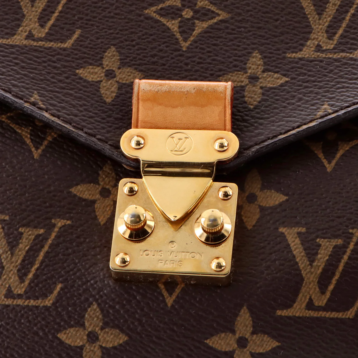 Metis Hobo Monogram Canvas - Deep Luxury