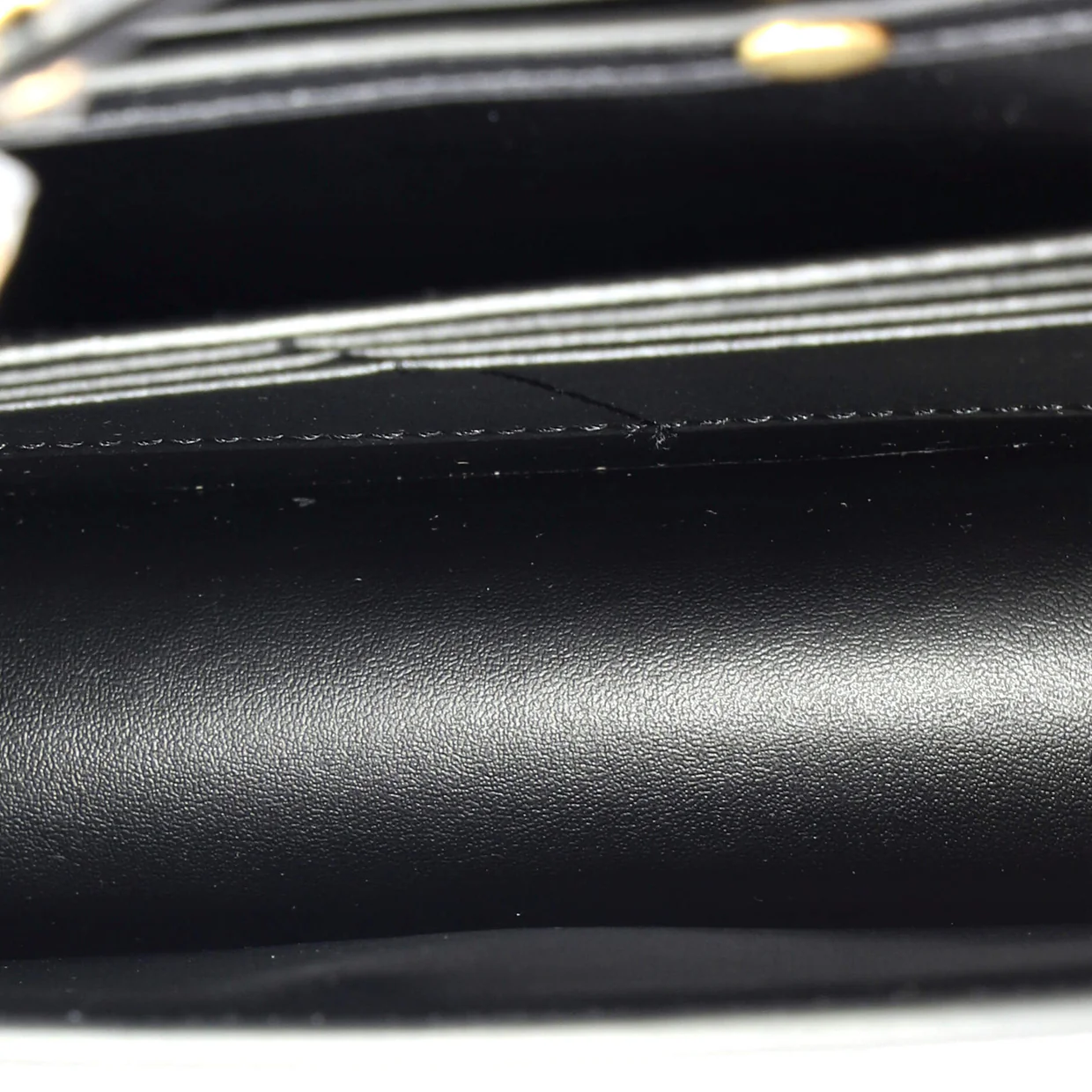 Margo Triomphe Wallet on Chain Leather - Deep Luxury