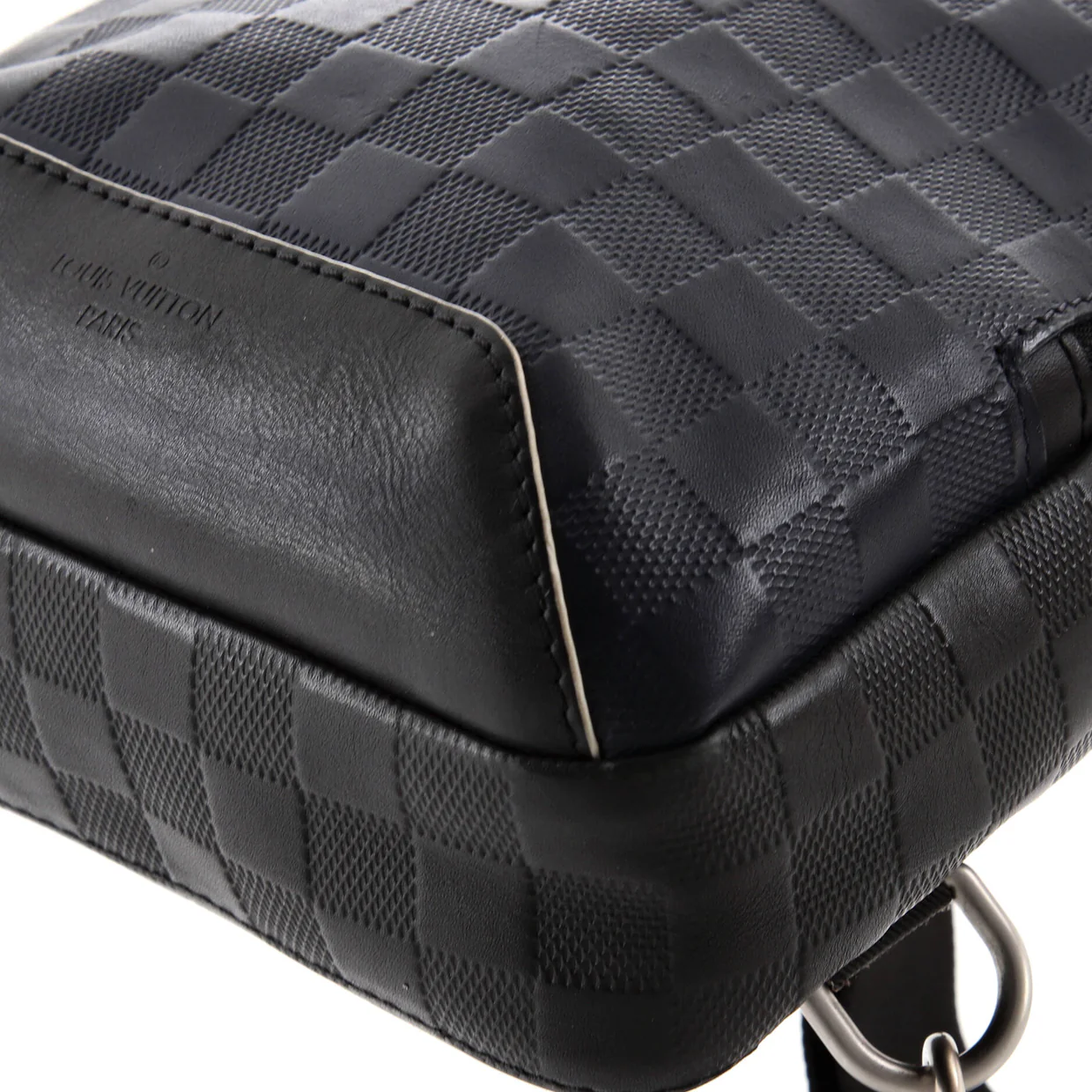 Avenue Sling Bag Damier Infini Leather - Deep Luxury