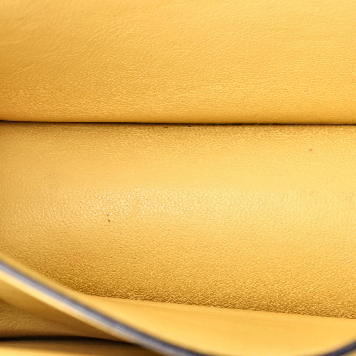 Classic Box Bag Grainy Leather Small - Deep Luxury