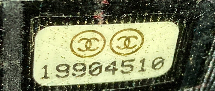 Wallet on Chain Quilted Patent - Deep Luxury