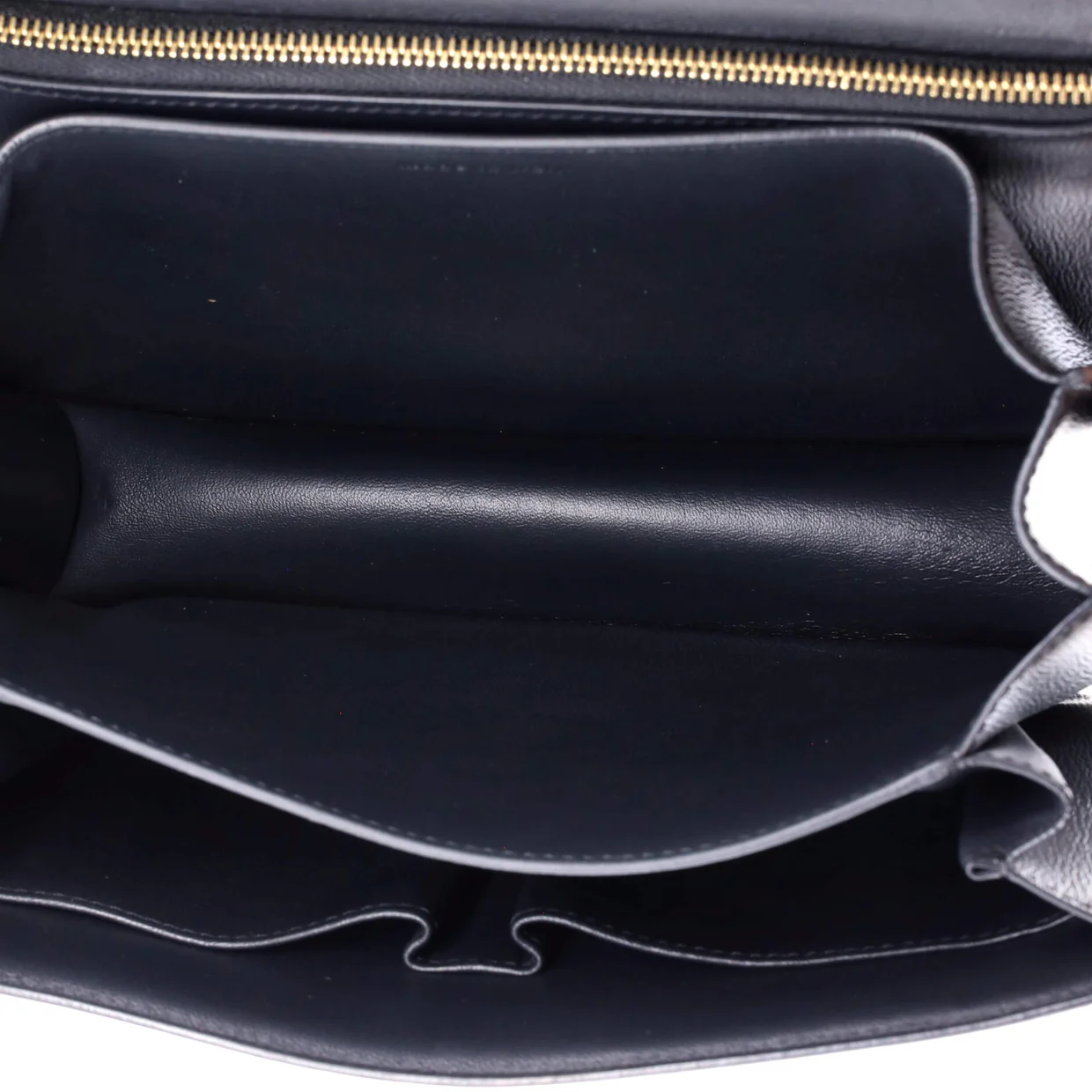 Classic Box Bag Grainy Leather Medium - Deep Luxury