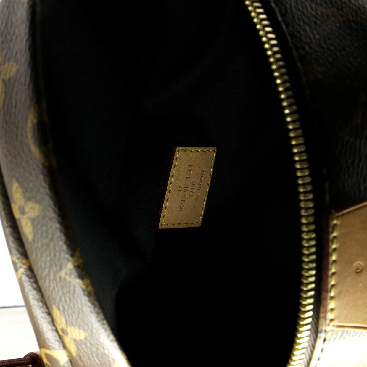 Bum Bag Monogram Canvas - Deep Luxury