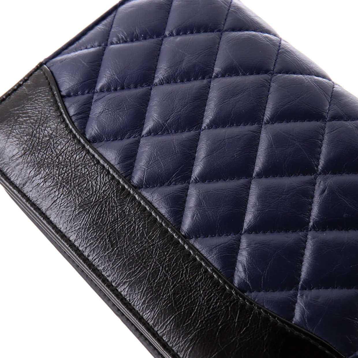 Gabrielle Wallet on Chain Quilted Aged Calfskin - Deep Luxury