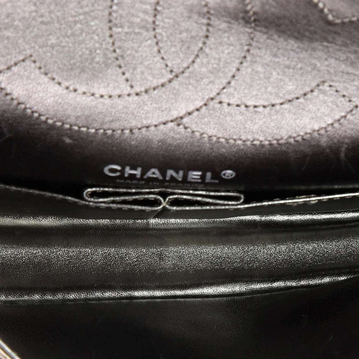 Reissue 2.55 Flap Bag Quilted Metallic Aged Calfskin 225 - Deep Luxury