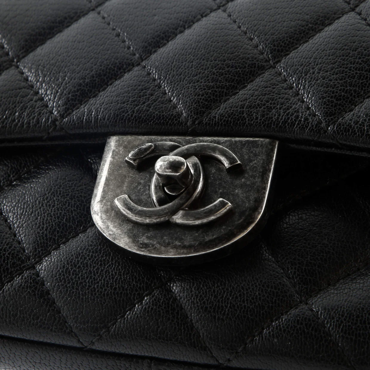 Double Carry Chain Waist Bag Quilted Goatskin Small - Deep Luxury