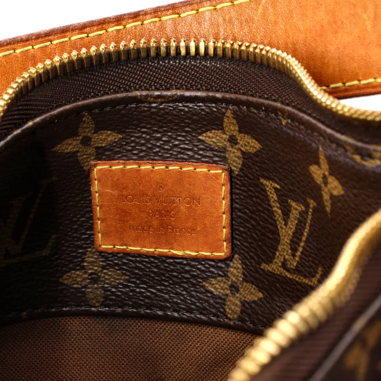 Sully Handbag Monogram Canvas PM - Deep Luxury