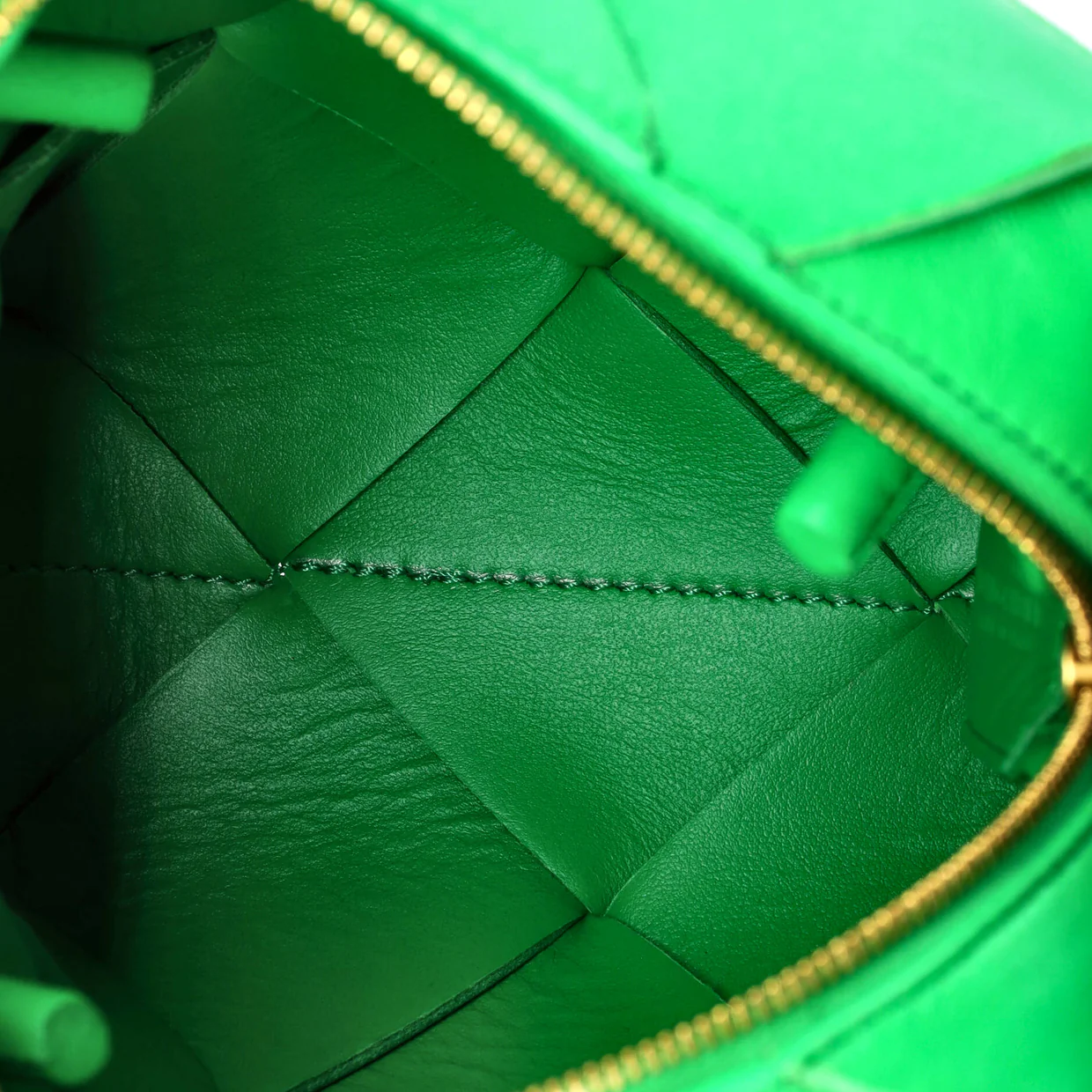 Cassette Camera Crossbody Bag Maxi Intrecciato Leather Mini - Deep Luxury