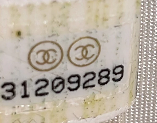 CC Round Vanity Case with Chain Quilted Lambskin Mini - Deep Luxury