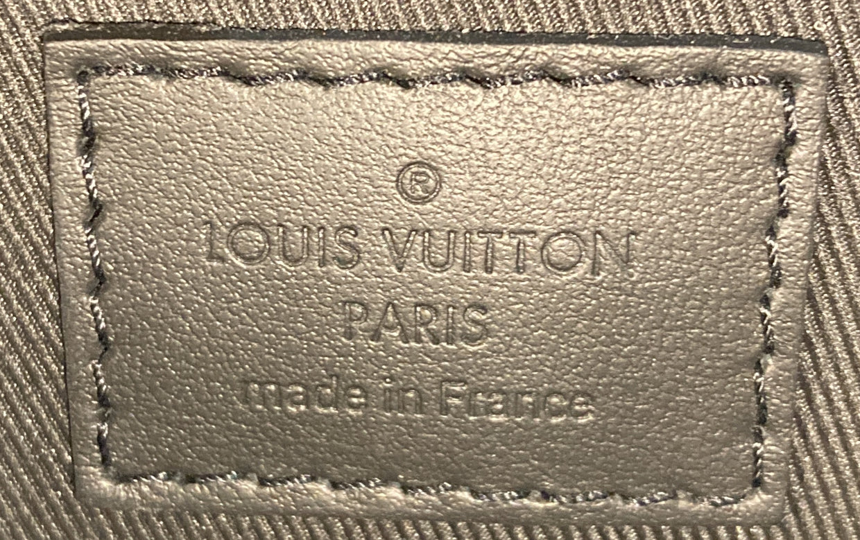 Trunk Slingbag Monogram Seal Leather - Deep Luxury