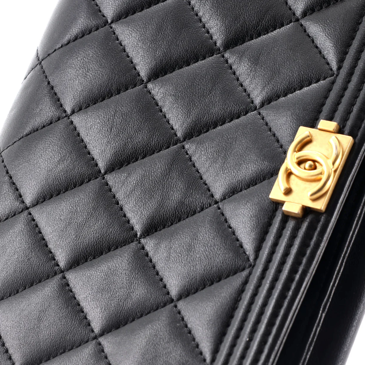 Boy Wallet on Chain Quilted Lambskin - Deep Luxury