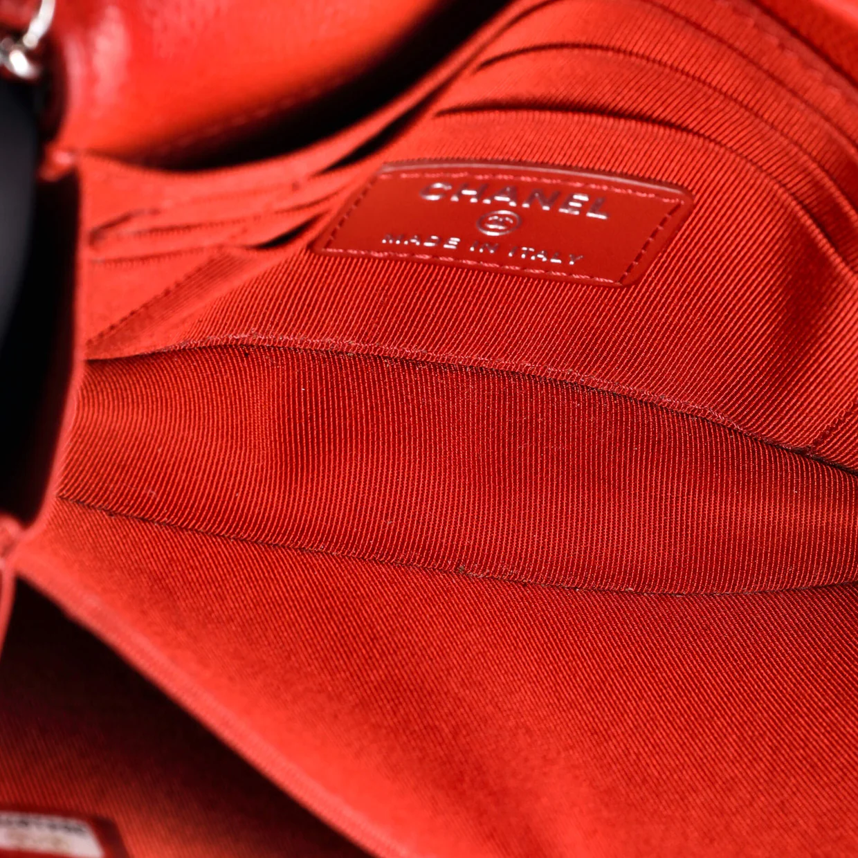 Wallet on Chain Quilted Caviar Mini - Deep Luxury