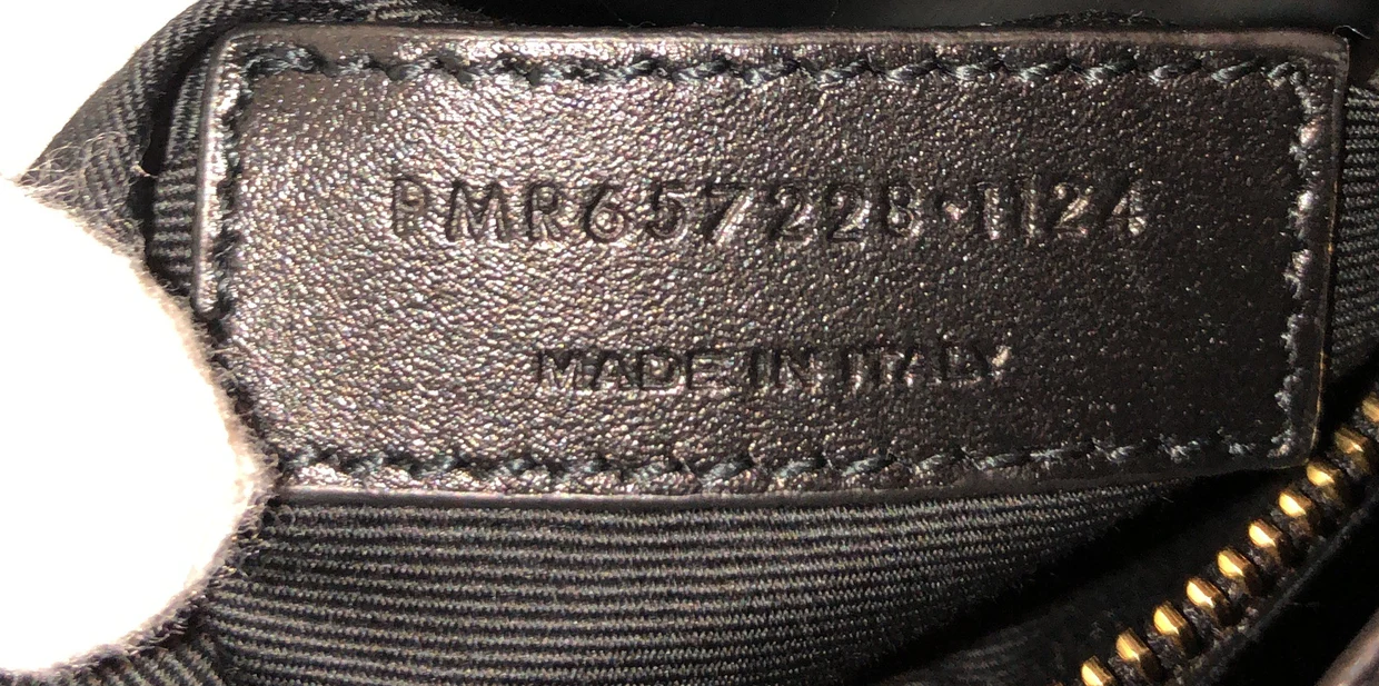 Le 5 a 7 Hobo Patent Small - Deep Luxury